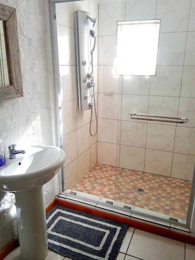 Rheola'S Guest Cottage Harrismith Ngoại thất bức ảnh